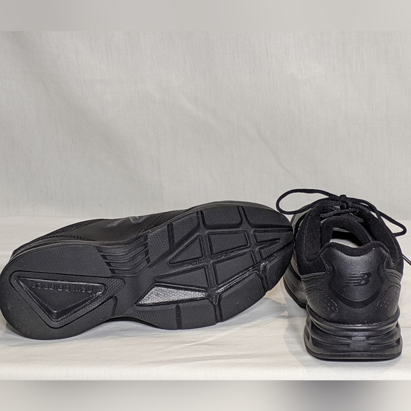 NEW New Balance 411 4E Xwide Leather Walking Comfort Shoe 8.5 black - Picture 4 of 5